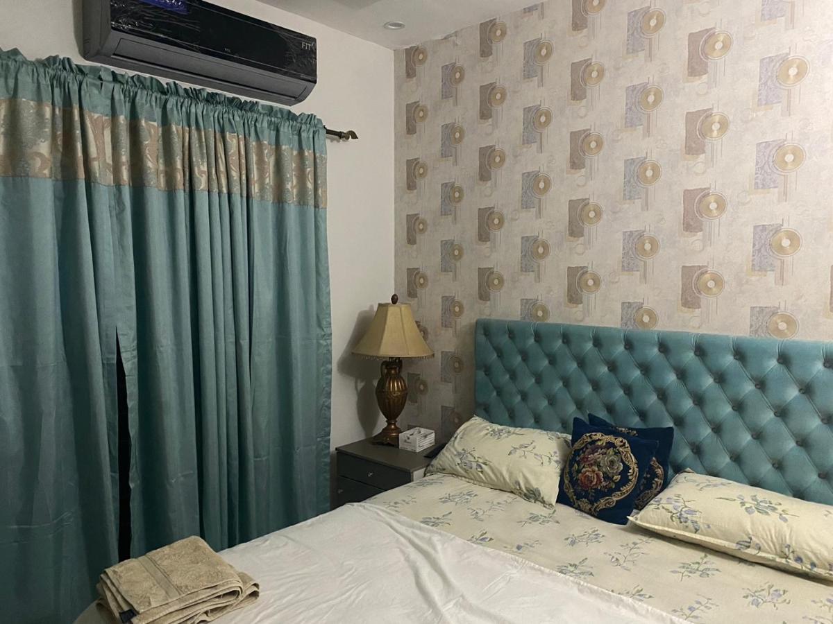 Grey Orchard Homestay - A Family Place 라호르 외부 사진