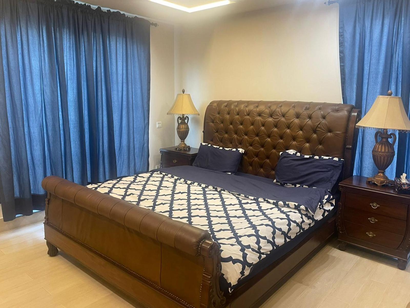 Grey Orchard Homestay - A Family Place 라호르 외부 사진