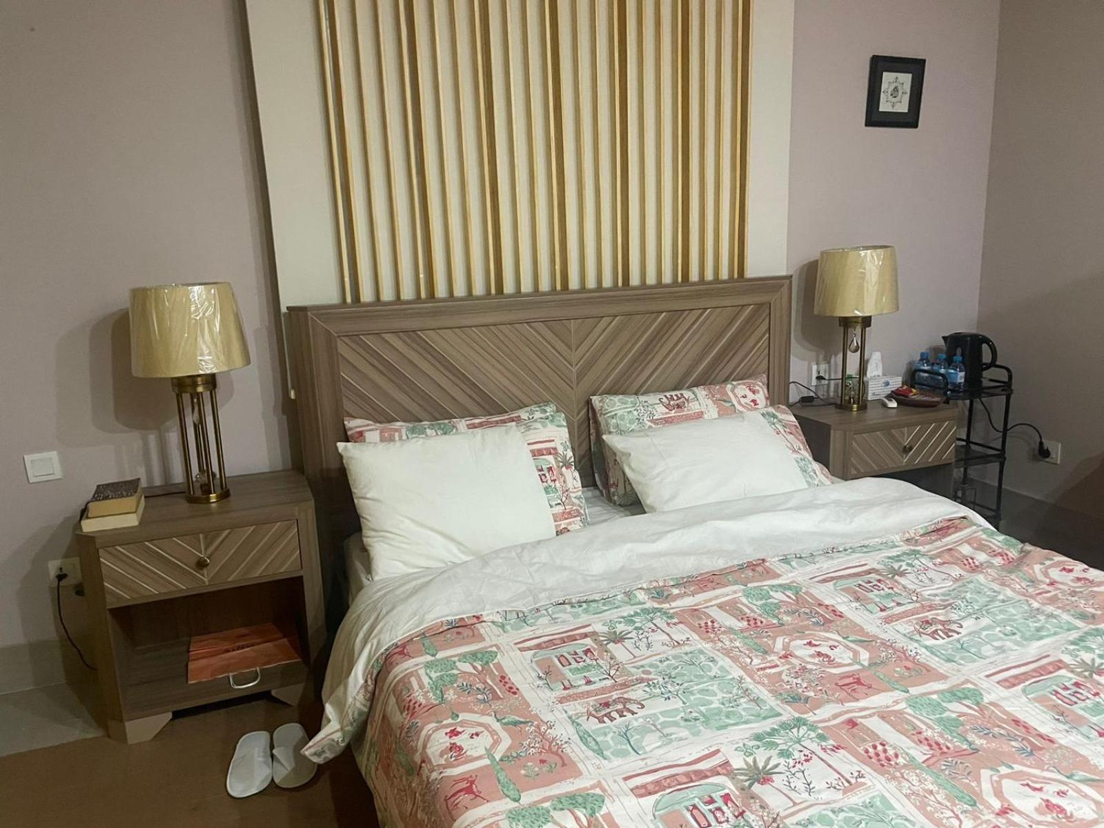 Grey Orchard Homestay - A Family Place 라호르 외부 사진