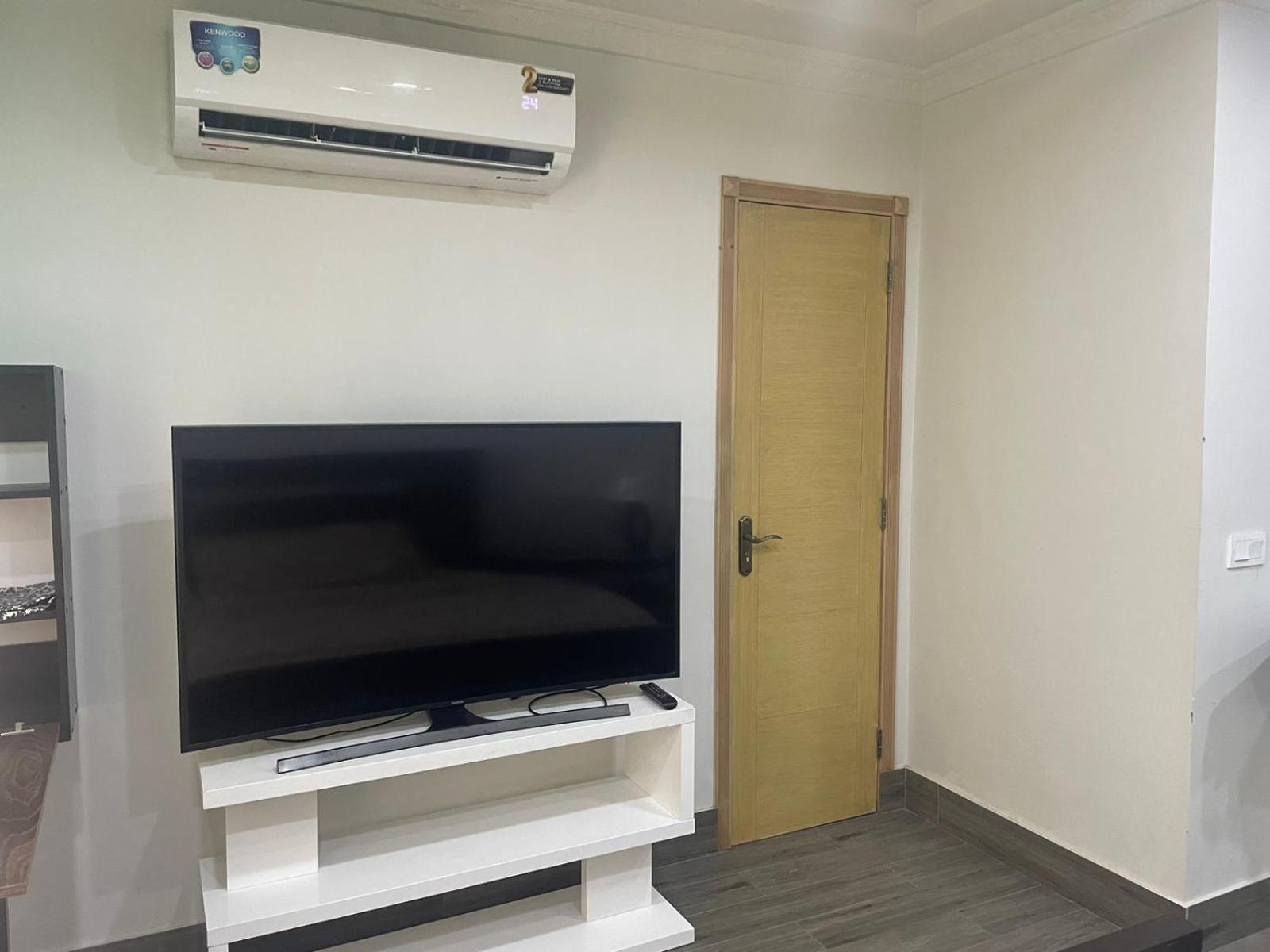 Grey Orchard Homestay - A Family Place 라호르 외부 사진
